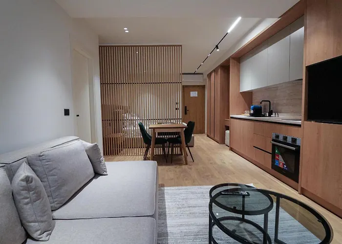 Divin Luxury * Tirana